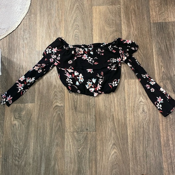 Crop floral top - Picture 1 of 1